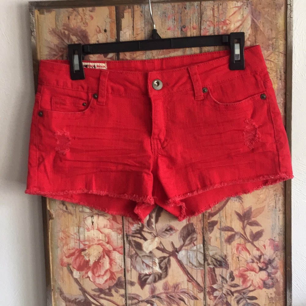 1ST KISS BRIGHT RED STRETCH CUTOFF JEAN SHORTS 7 4